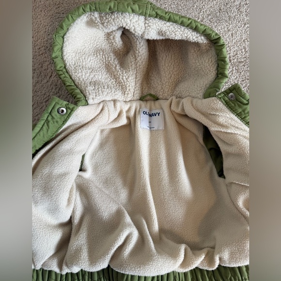 Old Navy Sherpa-Trim Quilted Jacket for‎ Toddler Girls (2T) - Picture 3 of 4